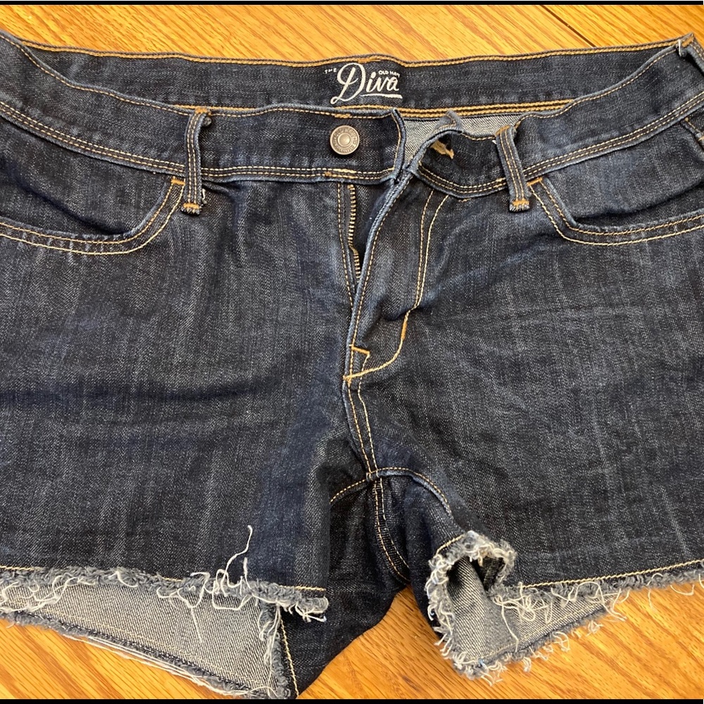Old Navy Jean shorts size 10